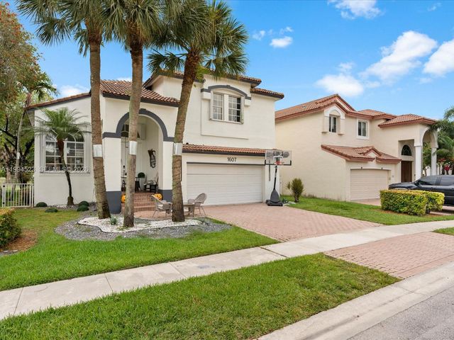 1607 SW 157th Avenue, Pembroke Pines, FL 33027