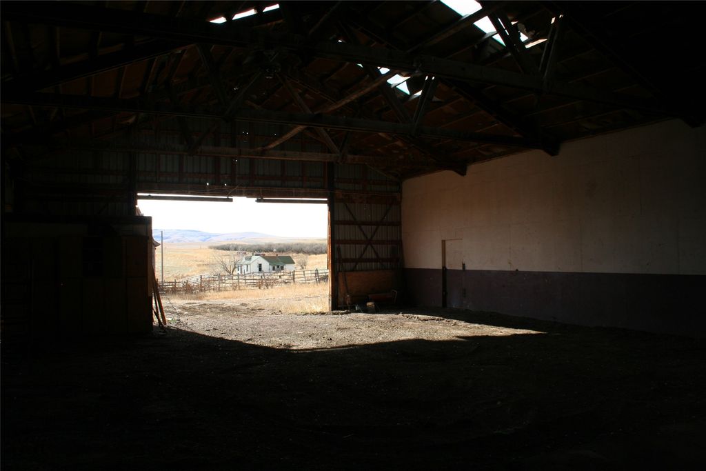 981 Cora Creek Road, Raynesford, MT 59469 photo 2