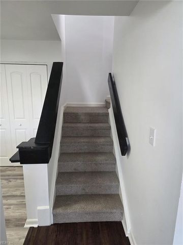 563 Ayrshire WAY G, Newport News, VA 23602