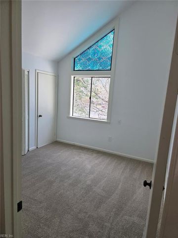 563 Ayrshire WAY G, Newport News, VA 23602