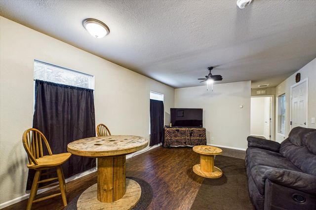 700 Sea Avenue 10, Eureka, CA 95503