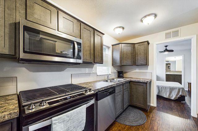 700 Sea Avenue 10, Eureka, CA 95503