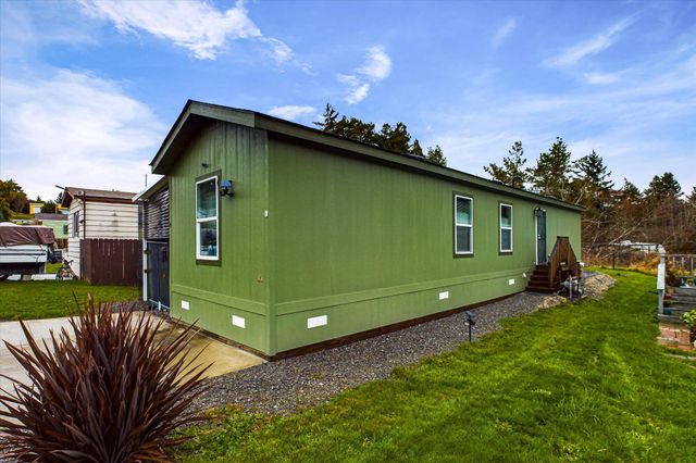 700 Sea Avenue 10, Eureka, CA 95503