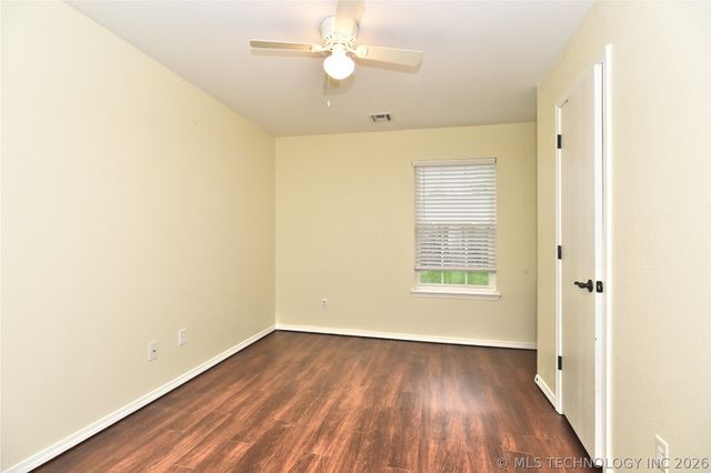 7842 E 132nd Street, Bixby, OK 74008