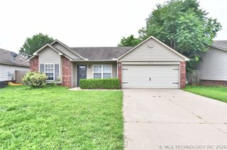7842 E 132nd Street, Bixby, OK 74008