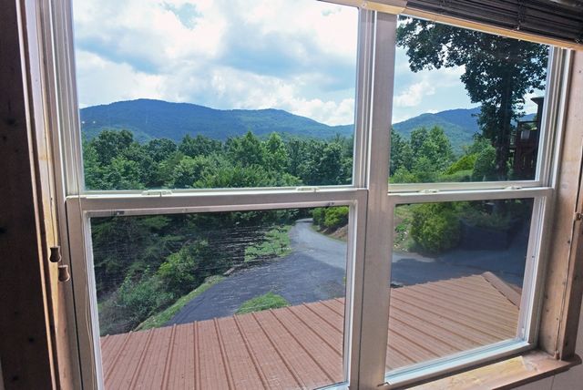 224 Crest Road, Blairsville, GA 30512