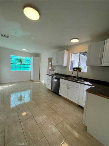 7359 Amestoy, Van Nuys, CA 91406