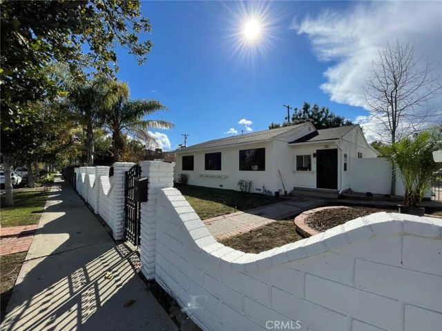 7359 Amestoy, Van Nuys, CA 91406