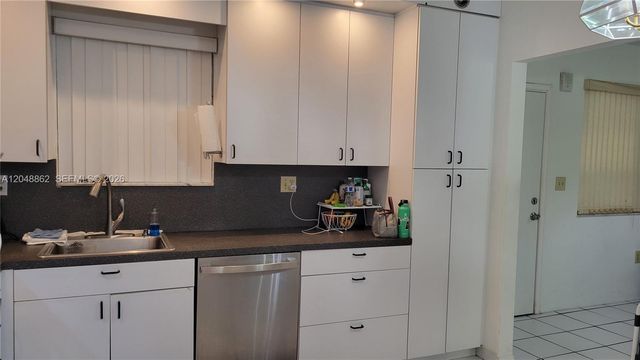 461 Ives Dairy Road 2042, Miami, FL 33179