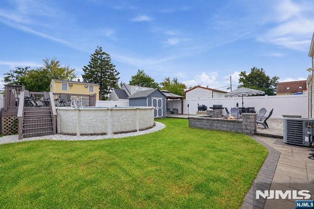 66 Avenue F, Lodi, NJ 07644