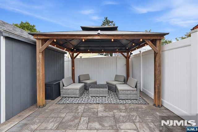 66 Avenue F, Lodi, NJ 07644