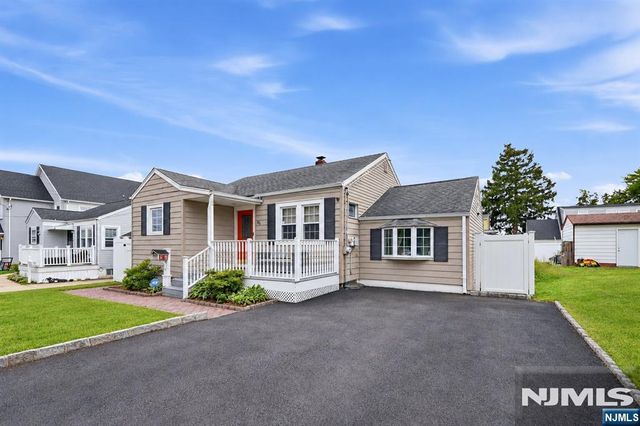 66 Avenue F, Lodi, NJ 07644