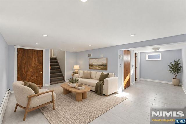 66 Avenue F, Lodi, NJ 07644