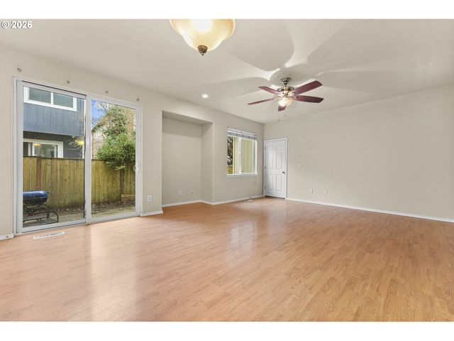 3527 Se SAN MARINO Ave, Hillsboro, OR 97123