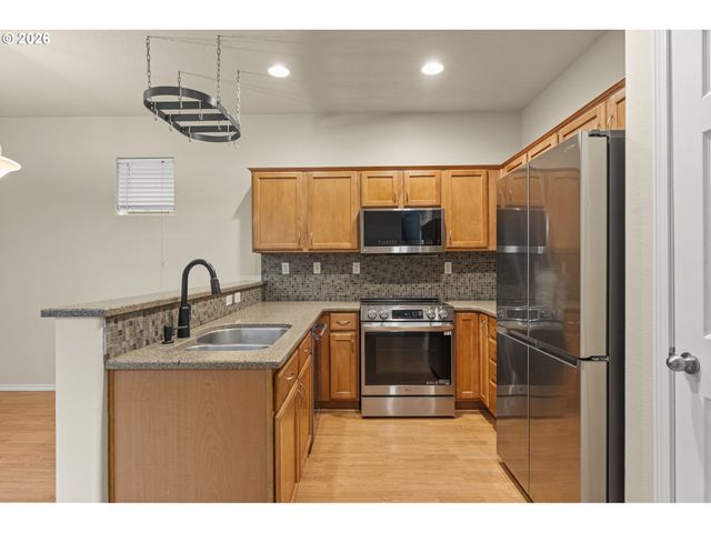 3527 Se SAN MARINO Ave, Hillsboro, OR 97123