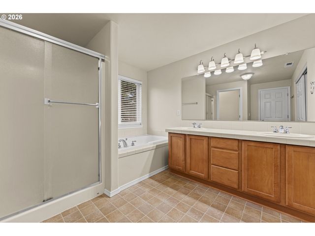 3527 Se SAN MARINO Ave, Hillsboro, OR 97123