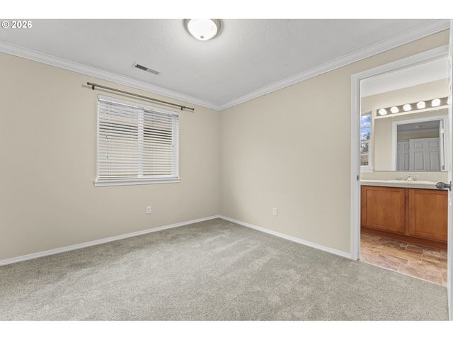 3527 Se SAN MARINO Ave, Hillsboro, OR 97123