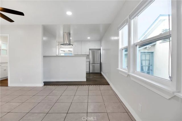 230 30th Street, Hermosa Beach, CA 90254