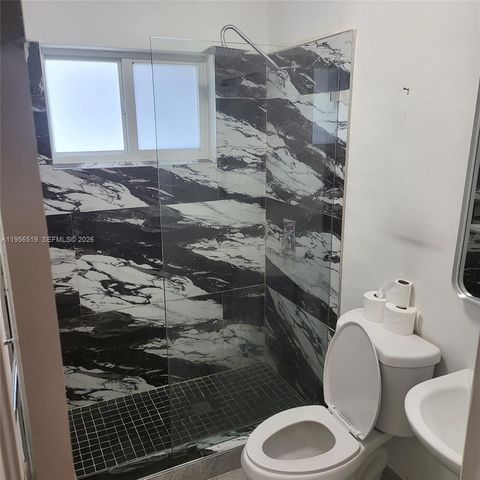 1934 Madison St 5, Hollywood, FL 33020