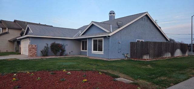 1680 Michele Way, Escalon, CA 95320