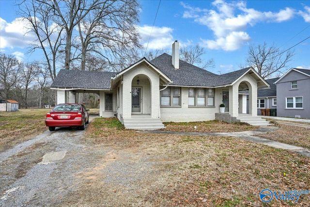 803 Main Street E, Hartselle, AL 35640