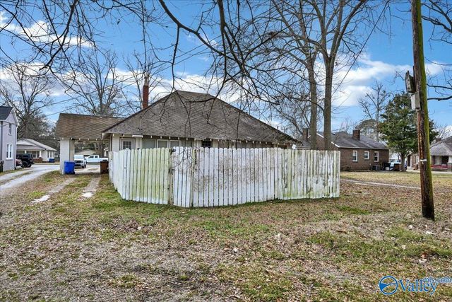 803 Main Street E, Hartselle, AL 35640