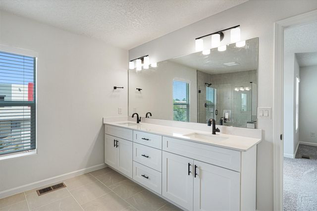 4324 Wymont Circle NE, Albuquerque, NM 87109