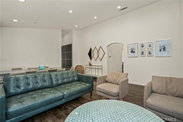 25803 Anderson Lane, Stevenson Ranch, CA 91381