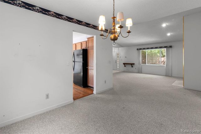 6353 Brookview Lane, West Bloomfield, MI 48322