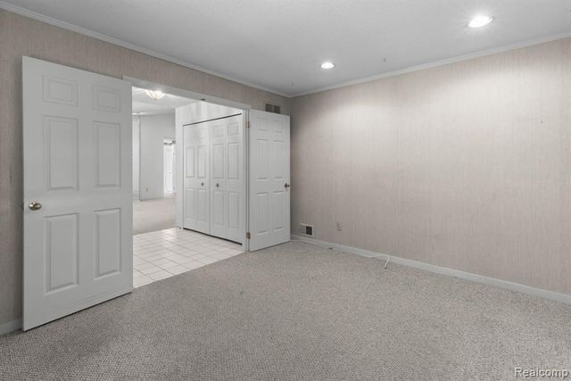 6353 Brookview Lane, West Bloomfield, MI 48322