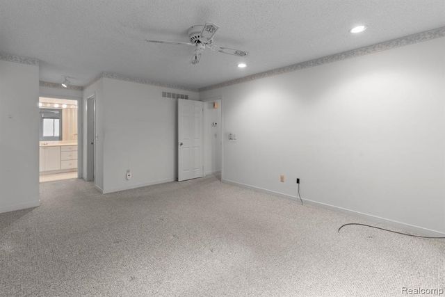 6353 Brookview Lane, West Bloomfield, MI 48322