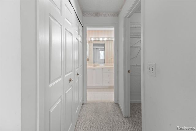 6353 Brookview Lane, West Bloomfield, MI 48322