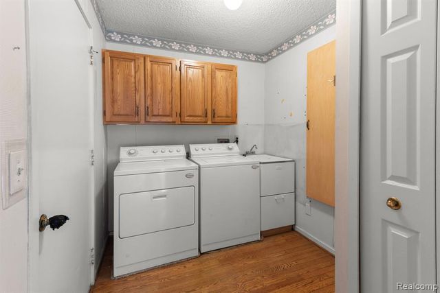 6353 Brookview Lane, West Bloomfield, MI 48322