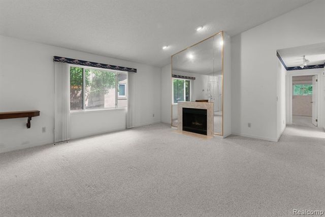 6353 Brookview Lane, West Bloomfield, MI 48322