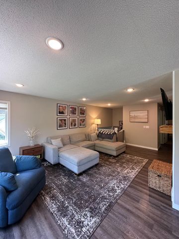9557 Ironwood Drive, Saint Joseph, MN 56374