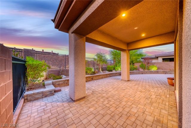 72 Reflection Cove Drive, Henderson, NV 89011