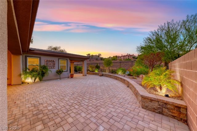 72 Reflection Cove Drive, Henderson, NV 89011
