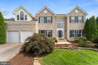 5610 HERITAGE HILLS CIR, Fredericksburg, VA 22407