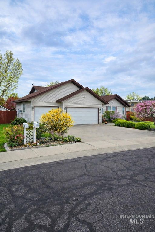 2739 Paintbrush Drive, Twin Falls, ID 83301