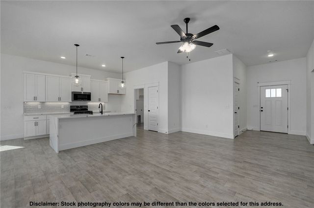 8770 Anise Drive, Centerton, AR 72719