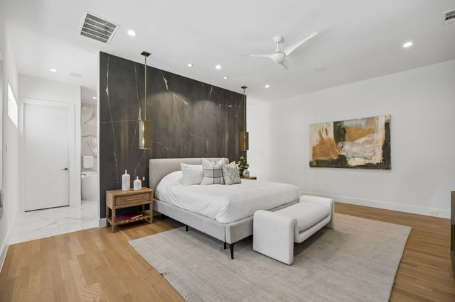 6958 Coronado Avenue, Dallas, TX 75214