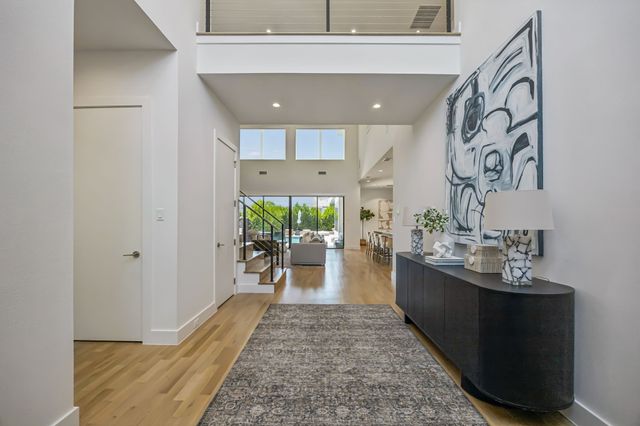6958 Coronado Avenue, Dallas, TX 75214