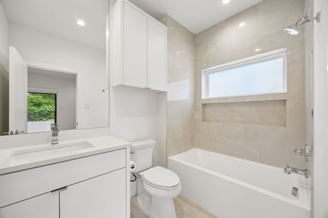 6958 Coronado Avenue, Dallas, TX 75214