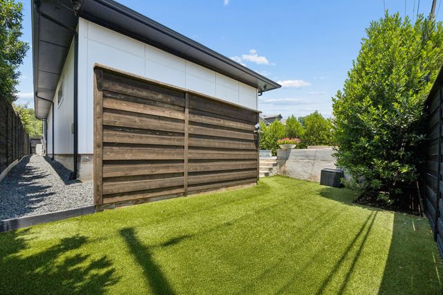 6958 Coronado Avenue, Dallas, TX 75214