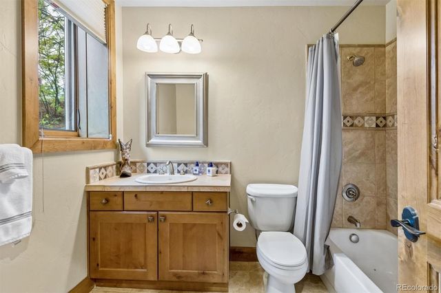 2573 Oak Vista Court, Castle Rock, CO 80104
