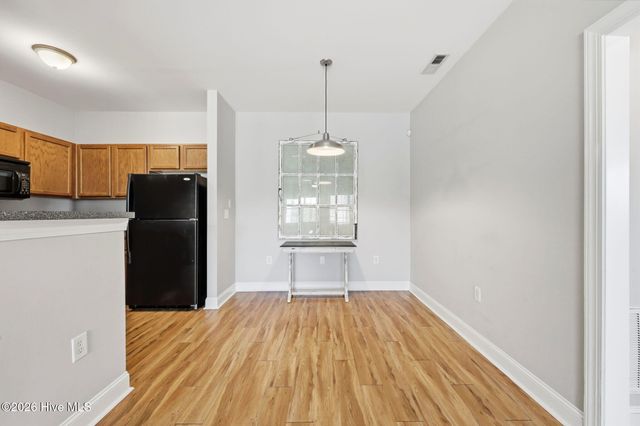 1924 Tara Court 202, Greenville, NC 27858