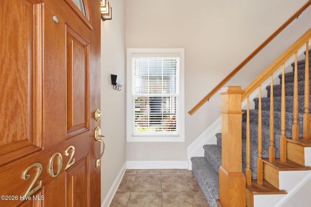 1924 Tara Court 202, Greenville, NC 27858