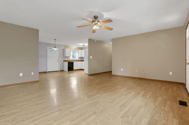 18 Neil Street, Delaware, OH 43015