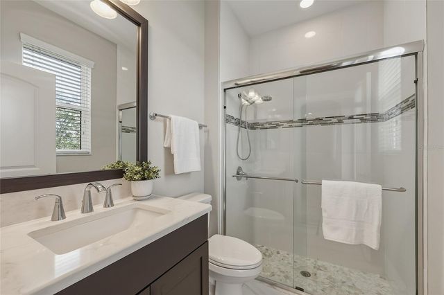 10702 PLEASANT KNOLL DRIVE, Tampa, FL 33647