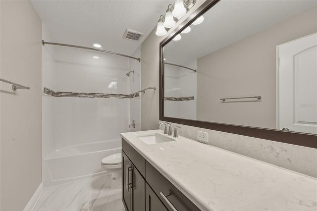 10702 PLEASANT KNOLL DRIVE, Tampa, FL 33647